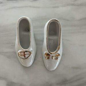 Porcelain heel set of 2